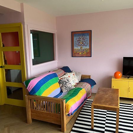 شقة Rainbow Retreat With Stunning Panoramic Views آمبيلسايد المظهر الخارجي الصورة