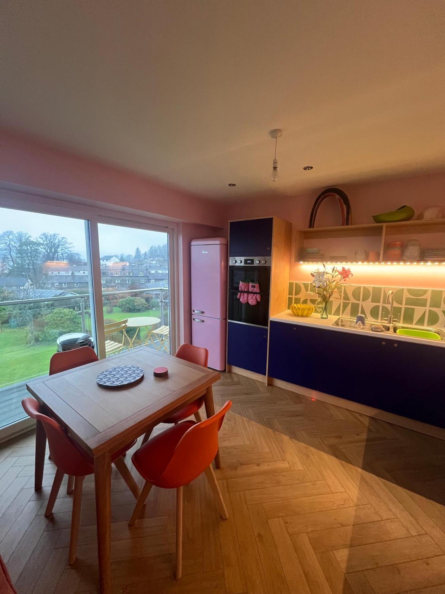 شقة Rainbow Retreat With Stunning Panoramic Views آمبيلسايد المظهر الخارجي الصورة